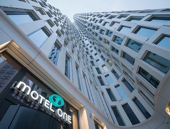 Hotel Motel One Upperwest